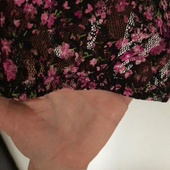 Express Top - Picture 6 of 6